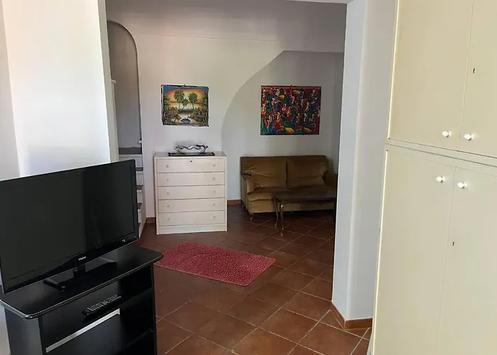 Villacinisi Villa *